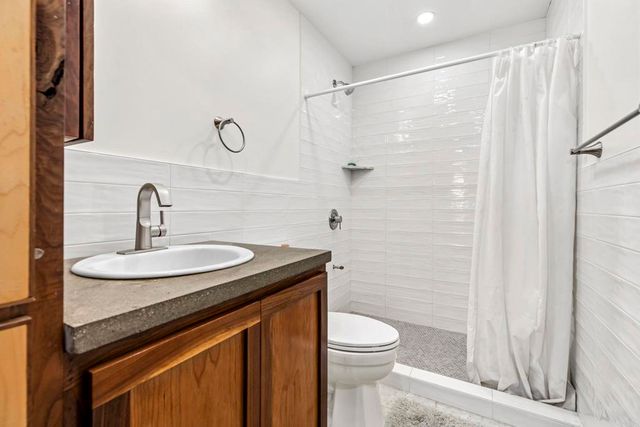 21179 Sutherland Dam Road, Ramona, CA 92065