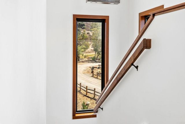 21179 Sutherland Dam Road, Ramona, CA 92065