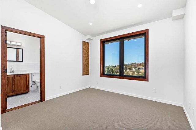 21179 Sutherland Dam Road, Ramona, CA 92065