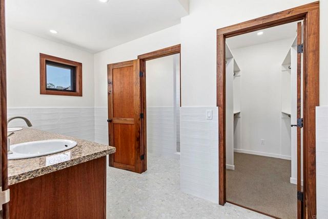 21179 Sutherland Dam Road, Ramona, CA 92065