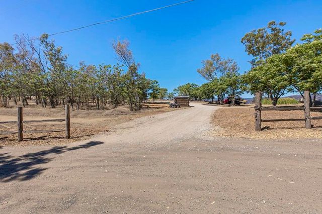 21179 Sutherland Dam Road, Ramona, CA 92065