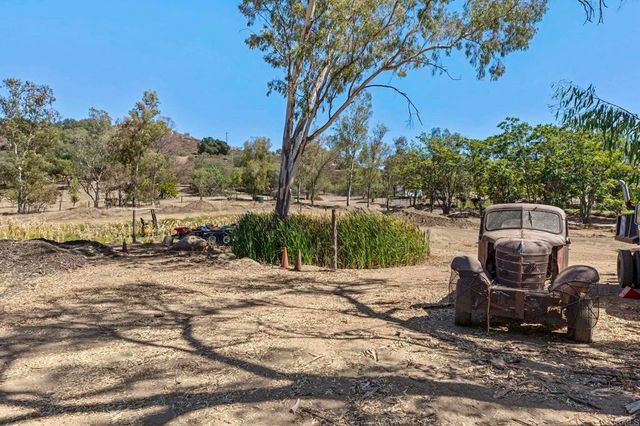 21179 Sutherland Dam Road, Ramona, CA 92065