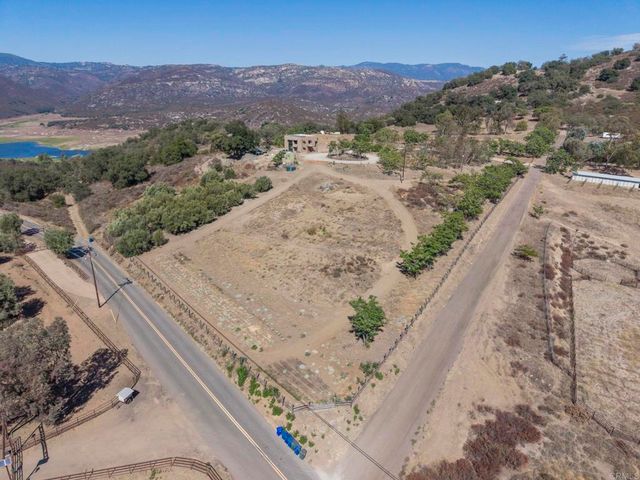 21179 Sutherland Dam Road, Ramona, CA 92065