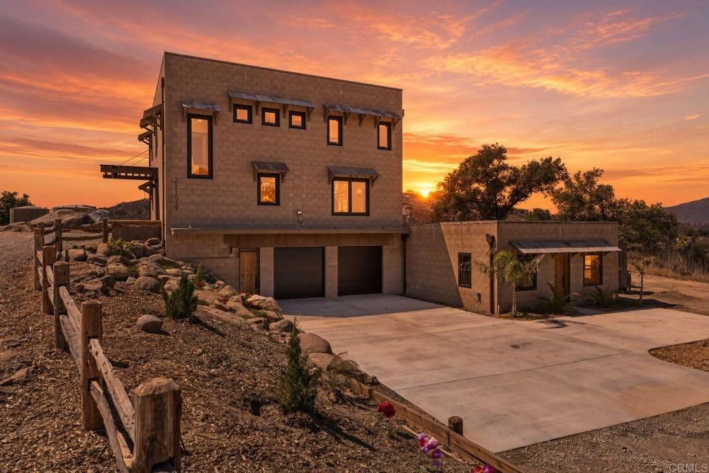 21179 Sutherland Dam Road, Ramona, CA 92065