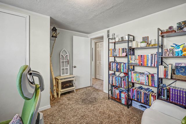 948 S 250 E, Layton, UT 84041