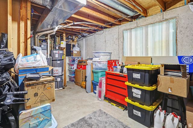 948 S 250 E, Layton, UT 84041