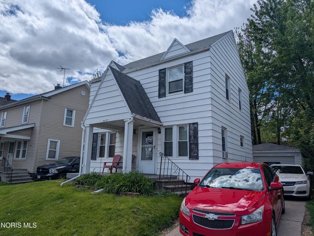 4037 Packard Road, Toledo, OH 43612