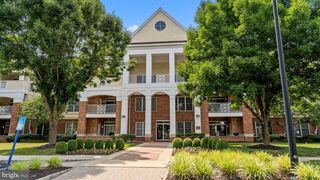 2102 MERIDIAN BLVD, Warrington, PA 18976