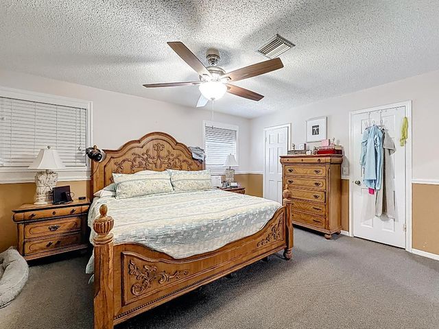 189 NE Caprona Avenue, Port St. Lucie, Port St Lucie, FL 34983