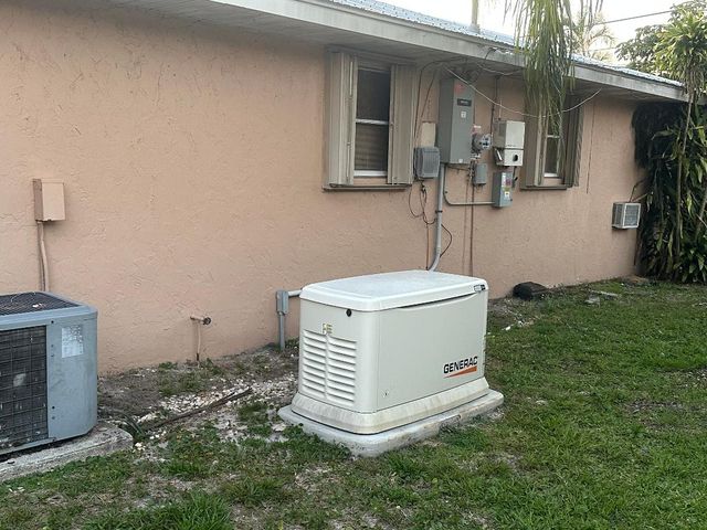189 NE Caprona Avenue, Port St. Lucie, Port St Lucie, FL 34983