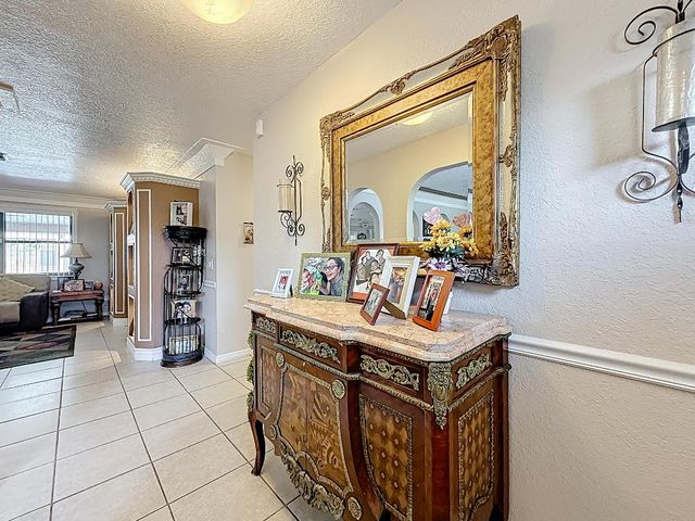 189 NE Caprona Avenue, Port St. Lucie, Port St Lucie, FL 34983