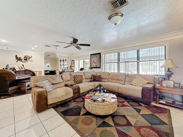 189 NE Caprona Avenue, Port St. Lucie, Port St Lucie, FL 34983