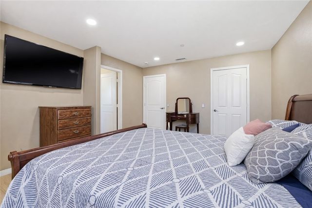 11379 Villa Del Sol, Pacoima (los Angeles), CA 91331