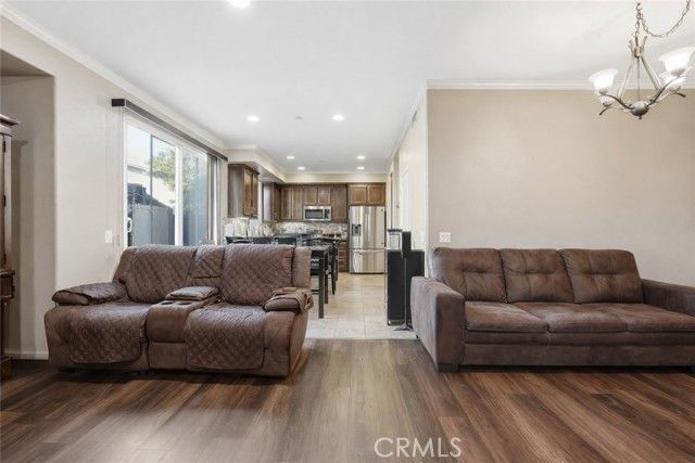 11379 Villa Del Sol, Pacoima (los Angeles), CA 91331