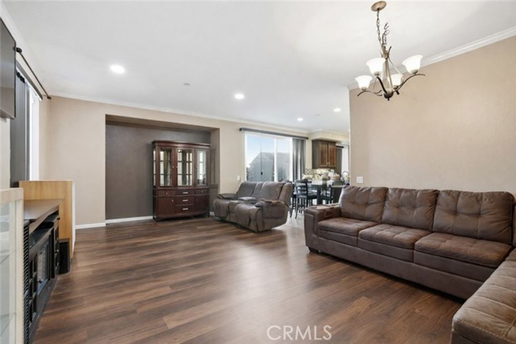 11379 Villa Del Sol, Pacoima (los Angeles), CA 91331