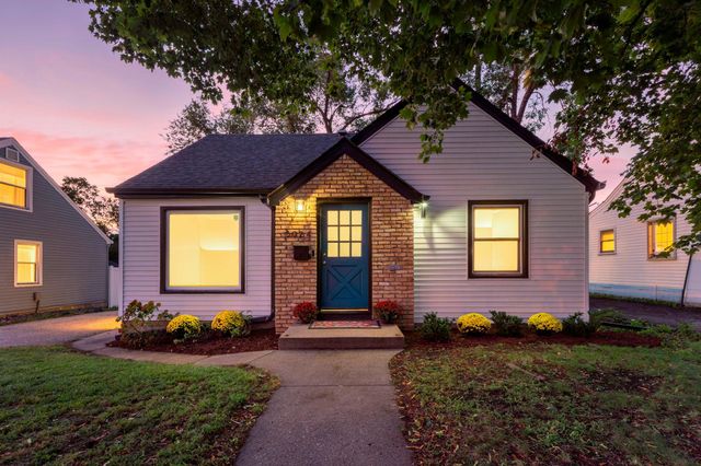 3024 Texas Avenue S, Saint Louis Park, MN 55426