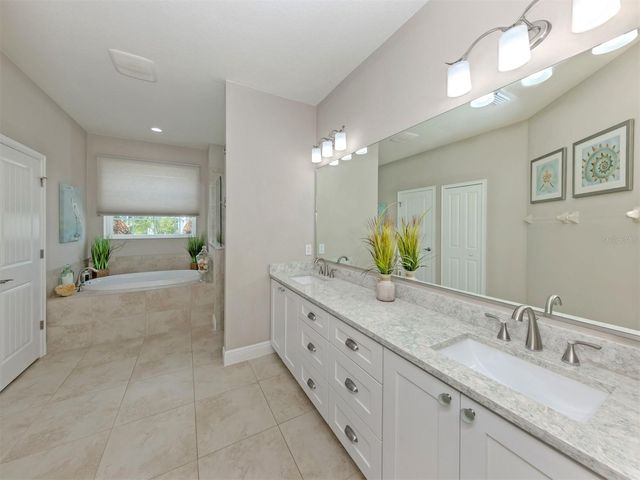 18060 WOODEN SKIFF COURT, Nokomis, FL 34275