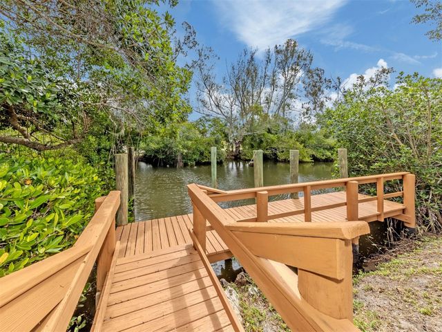 18060 WOODEN SKIFF COURT, Nokomis, FL 34275