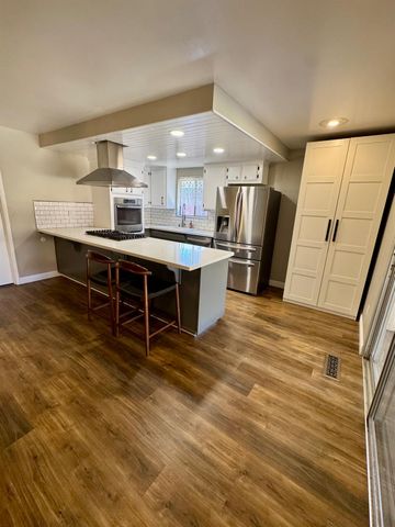 1005 Pasadena Lane, Modesto, CA 95350