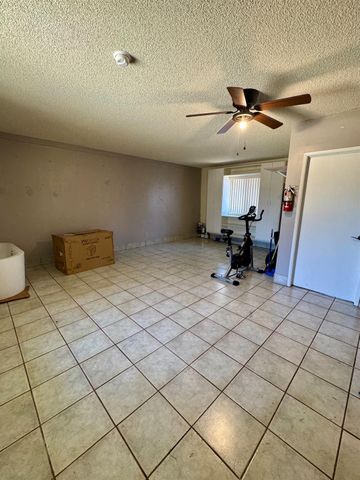 1005 Pasadena Lane, Modesto, CA 95350