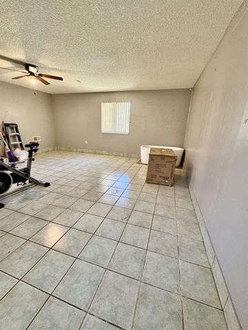 1005 Pasadena Lane, Modesto, CA 95350