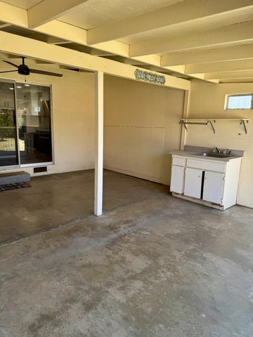 1005 Pasadena Lane, Modesto, CA 95350