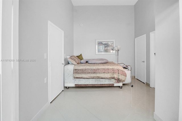 9066 SW 73rd Ct 203, Miami, FL 33156