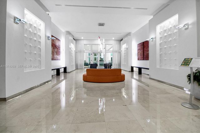 9066 SW 73rd Ct 203, Miami, FL 33156