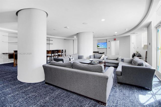 9066 SW 73rd Ct 203, Miami, FL 33156