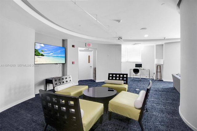 9066 SW 73rd Ct 203, Miami, FL 33156