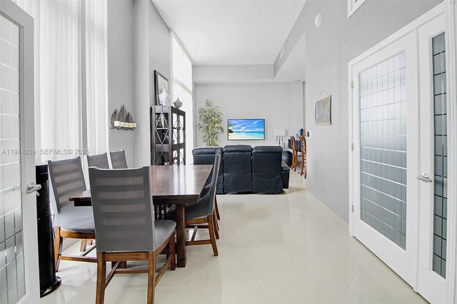 9066 SW 73rd Ct 203, Miami, FL 33156