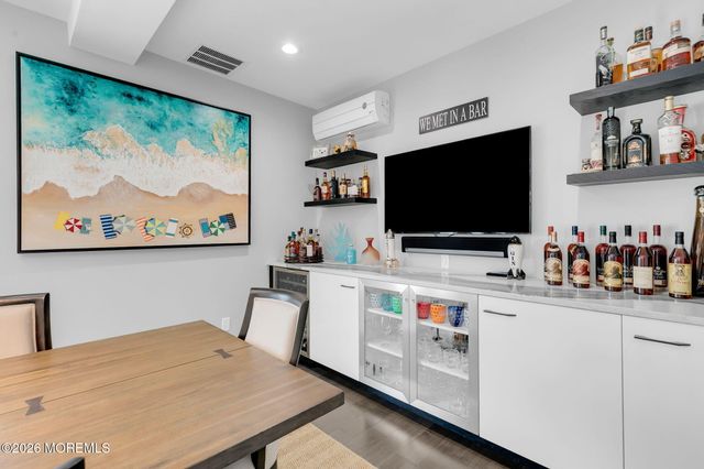 6 Willow Avenue, Monmouth Beach, NJ 07750