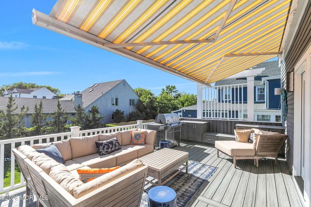 6 Willow Avenue, Monmouth Beach, NJ 07750