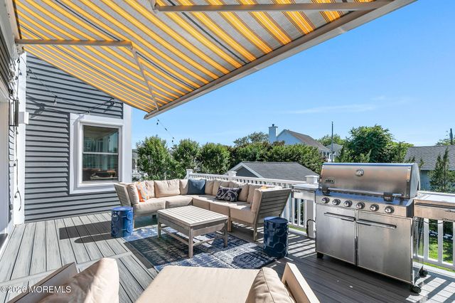 6 Willow Avenue, Monmouth Beach, NJ 07750