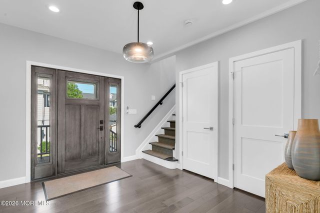 6 Willow Avenue, Monmouth Beach, NJ 07750