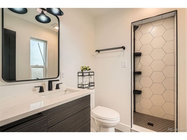 22 Rangeview Dr, Wheat Ridge, CO 80215