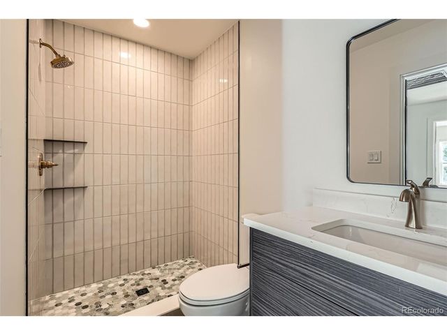 22 Rangeview Dr, Wheat Ridge, CO 80215