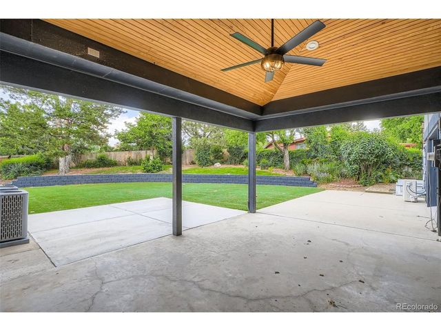 22 Rangeview Dr, Wheat Ridge, CO 80215