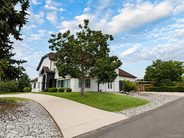 22 Rangeview Dr, Wheat Ridge, CO 80215