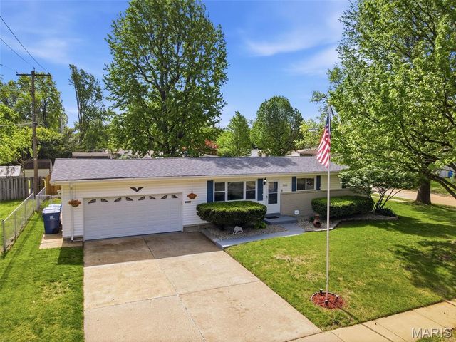 2310 Orleans Lane, Florissant, MO 63031