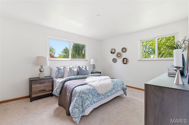 2310 Orleans Lane, Florissant, MO 63031
