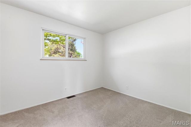 2310 Orleans Lane, Florissant, MO 63031