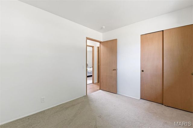 2310 Orleans Lane, Florissant, MO 63031