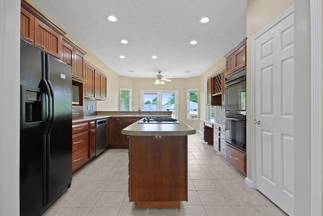 1317 TROON DR, Columbia, MO 65203