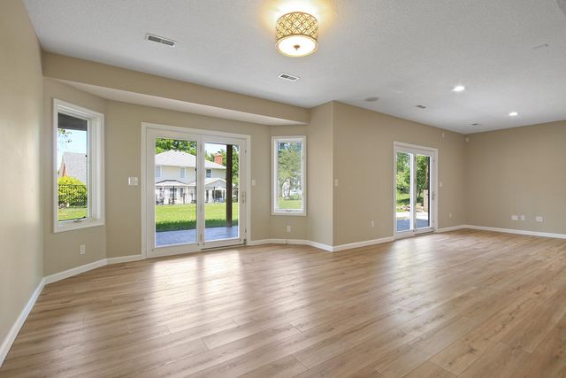 1317 TROON DR, Columbia, MO 65203