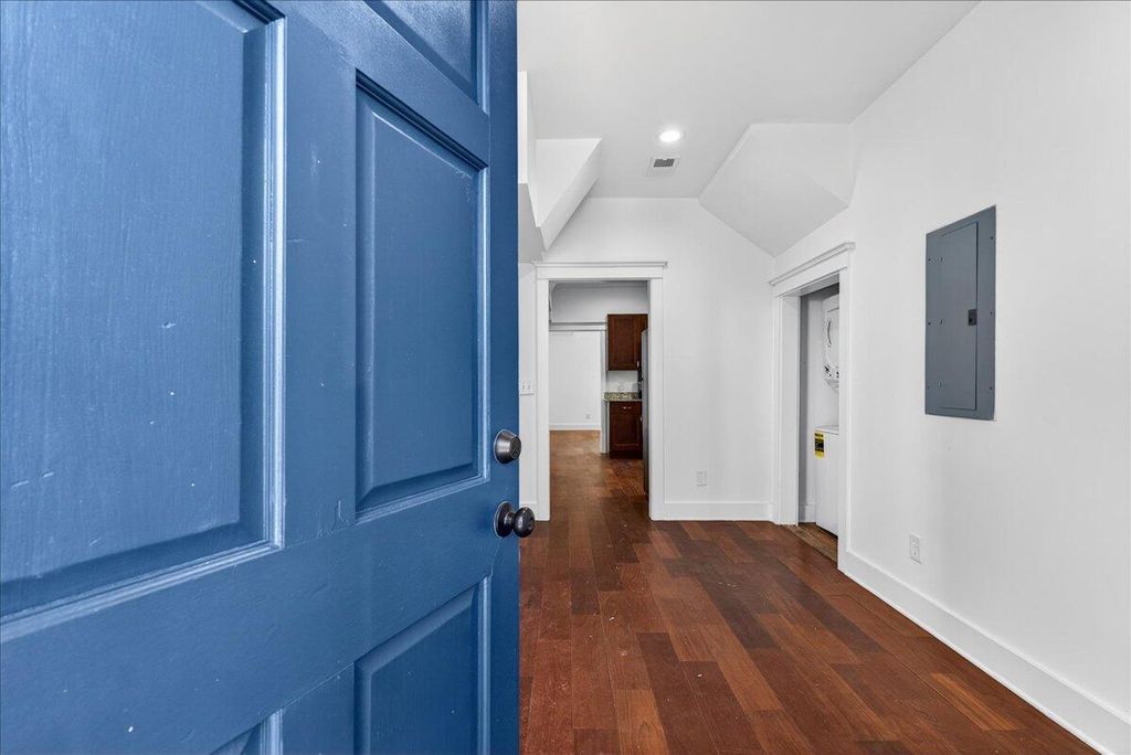 Image 24 of property listing at 66 America Street A&B, Charleston, SC 29403