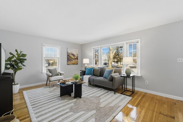 4 Smith Street, Attleboro, MA 02703