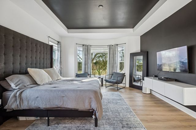 1136 Willow Springs Dr, Lebanon, TN 37087