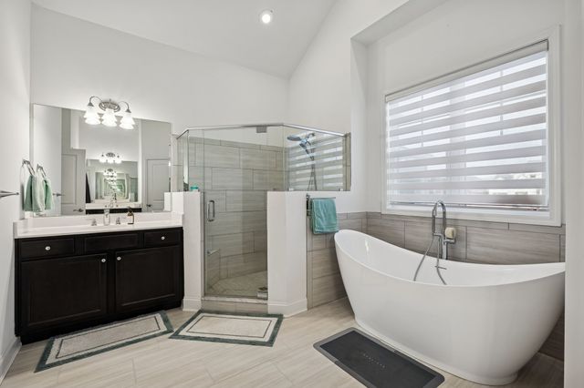 1136 Willow Springs Dr, Lebanon, TN 37087