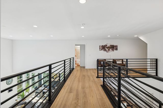 1136 Willow Springs Dr, Lebanon, TN 37087